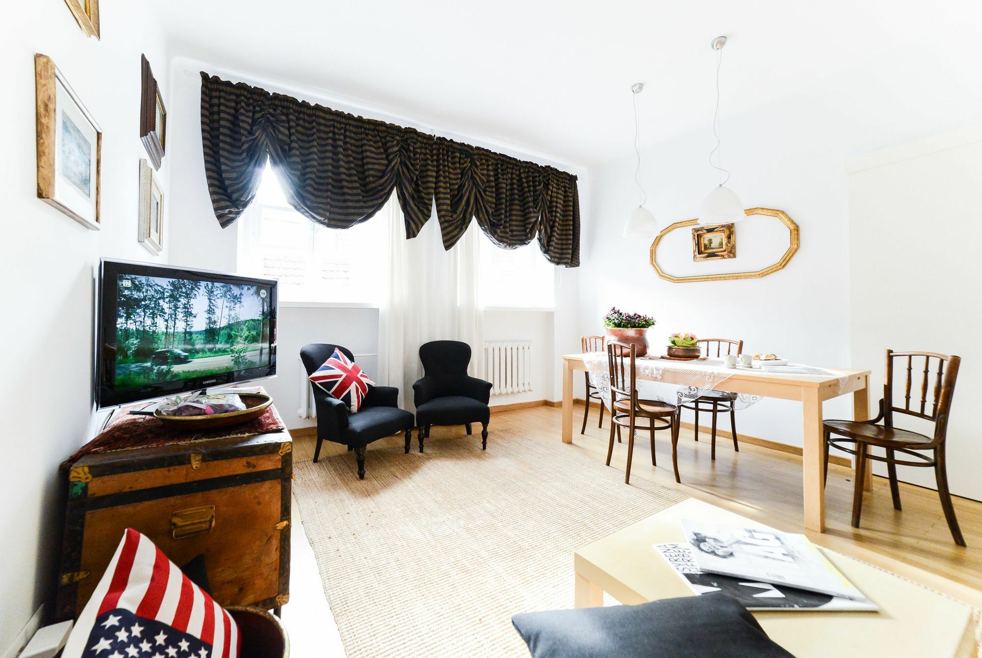 Sunny Apartment In Old Town Varşovia Exterior foto